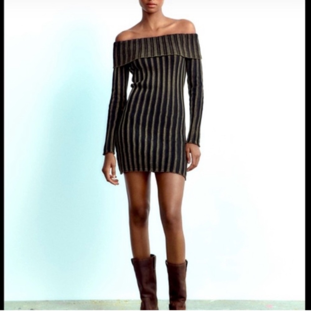 Zara off shoulder dress size small